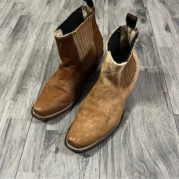 Brown Hair On ankle boots - Picture 3 of 11